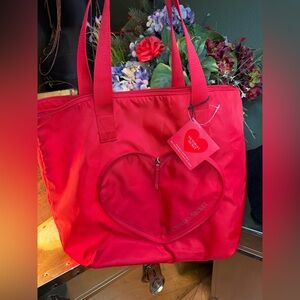 NWT Victoria's Secret Vibrant Red Foldable Heart Tote
